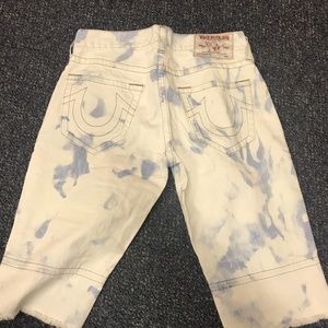 True Religion Fray shorts acid wash size 31